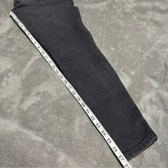 Forever 21 | Mid-rise Grey Skinny Jeans - Picture 6 of 8